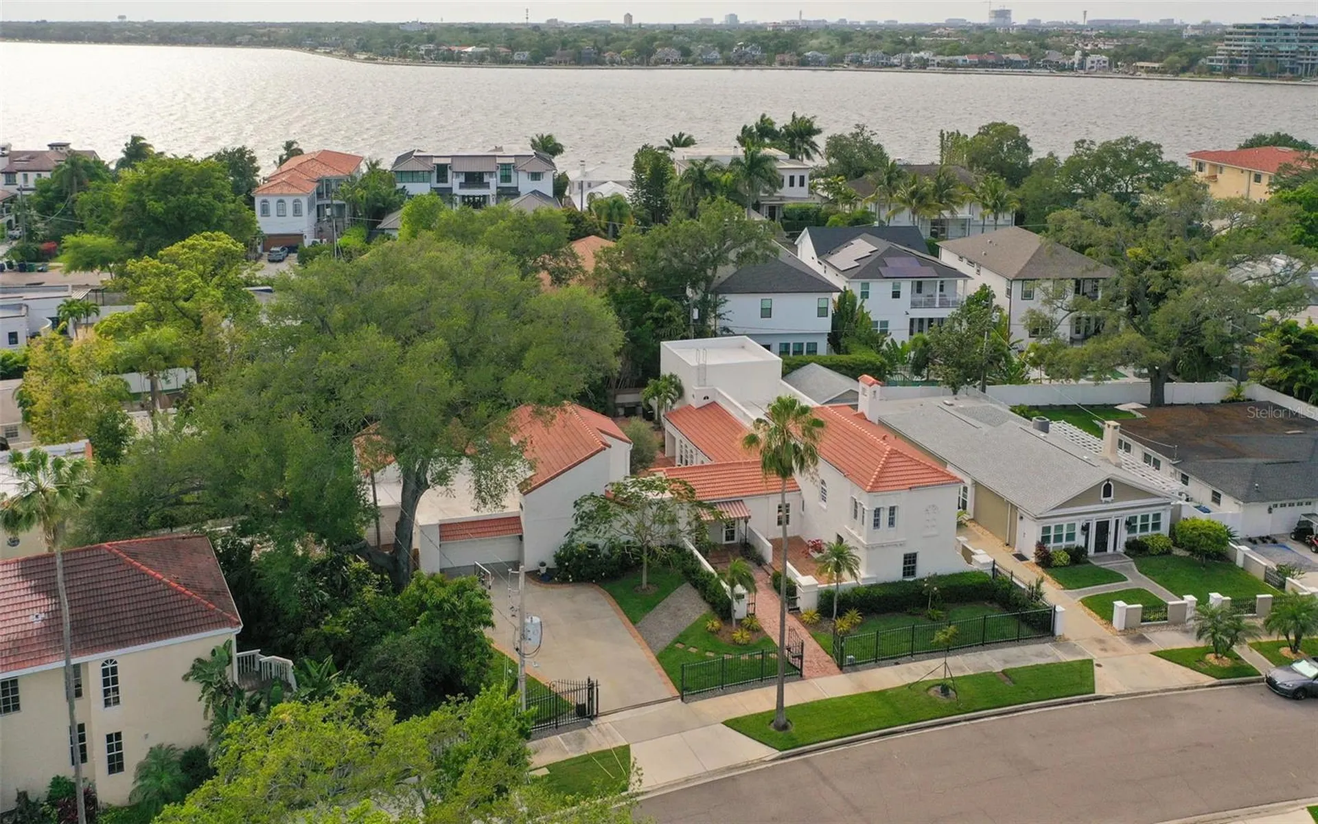 54 Aegean Avenue Tampa FL 33606