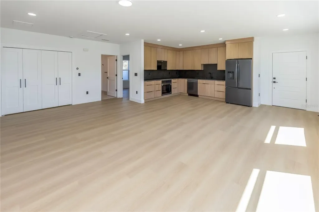 1834/1836 19th Street S St Petersburg FL 33712