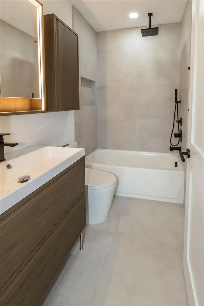 1834/1836 19th Street S St Petersburg FL 33712