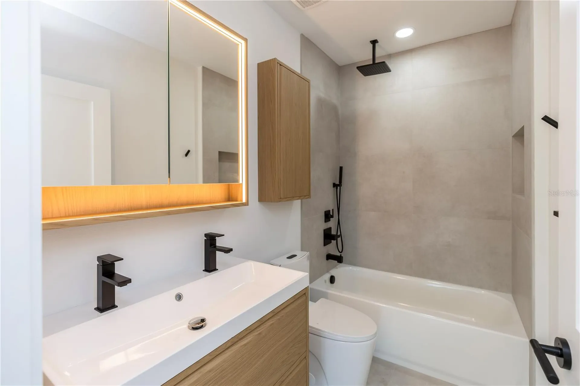1834/1836 19th Street S St Petersburg FL 33712