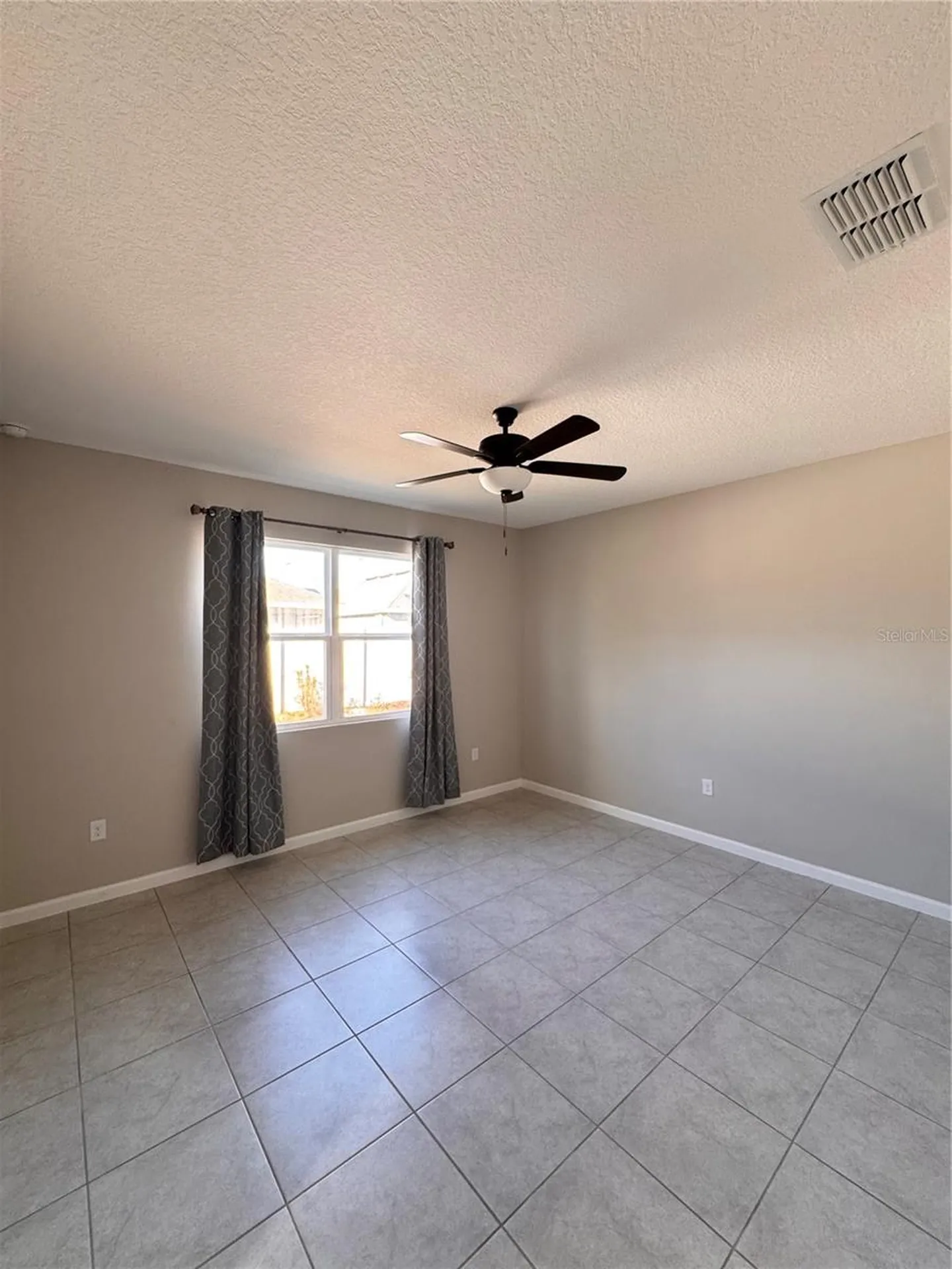 541 Buchannan Drive Davenport FL 33837