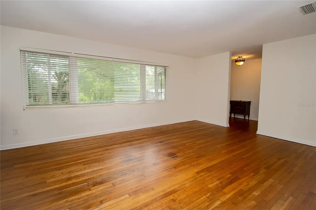 2910 SW 1st Avenue Gainesville FL 32607