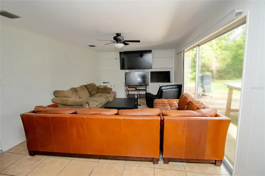 2910 SW 1st Avenue Gainesville FL 32607