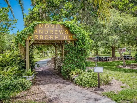 337 Harbor Drive S Venice FL 34285