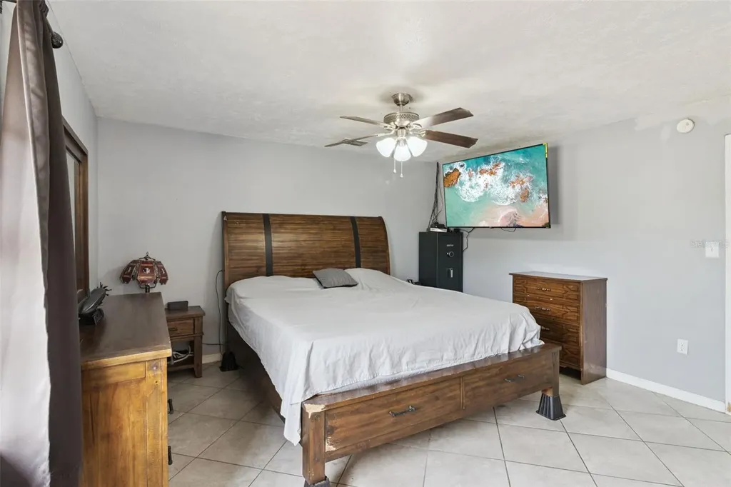 4250 Valencia Drive Indian Lake Estates FL 33855