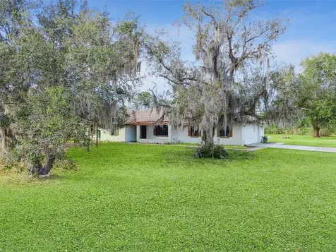 4250 Valencia Drive Indian Lake Estates FL 33855