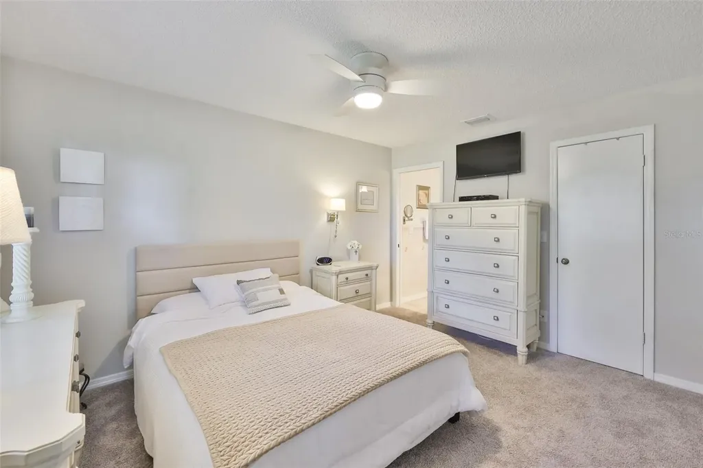 2009 Halmrock Place Sun City Center FL 33573