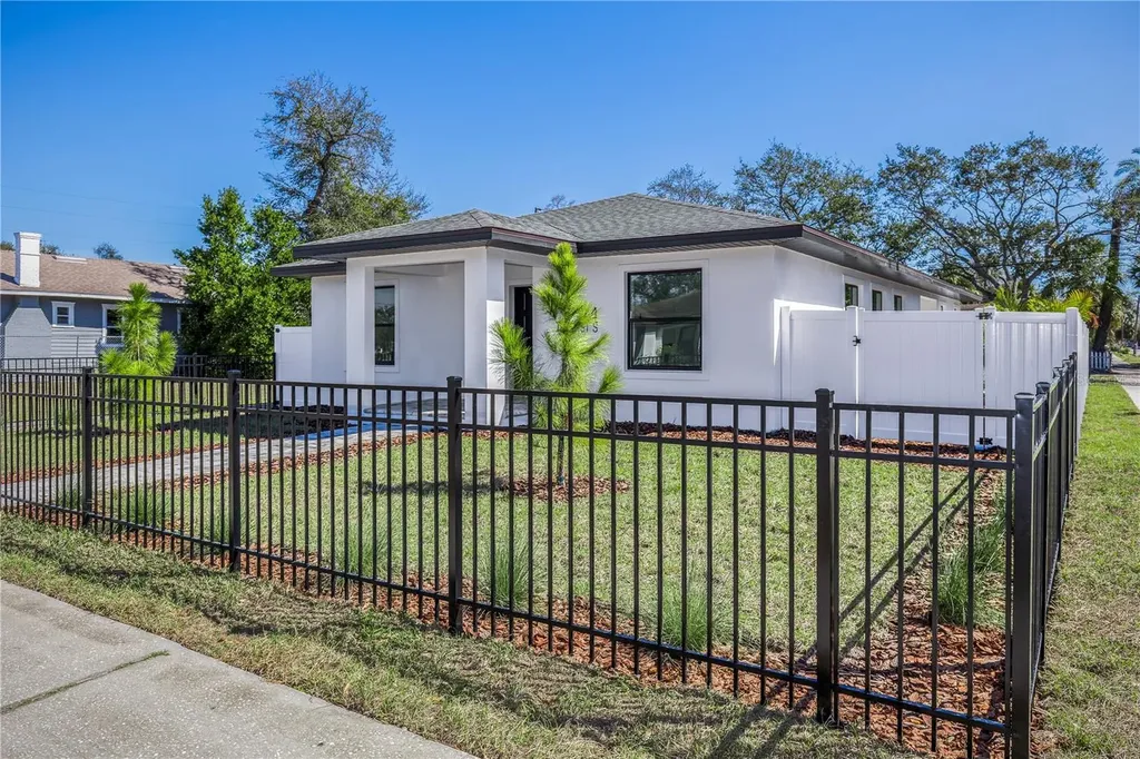 1834/1836 19th Street S St Petersburg FL 33712