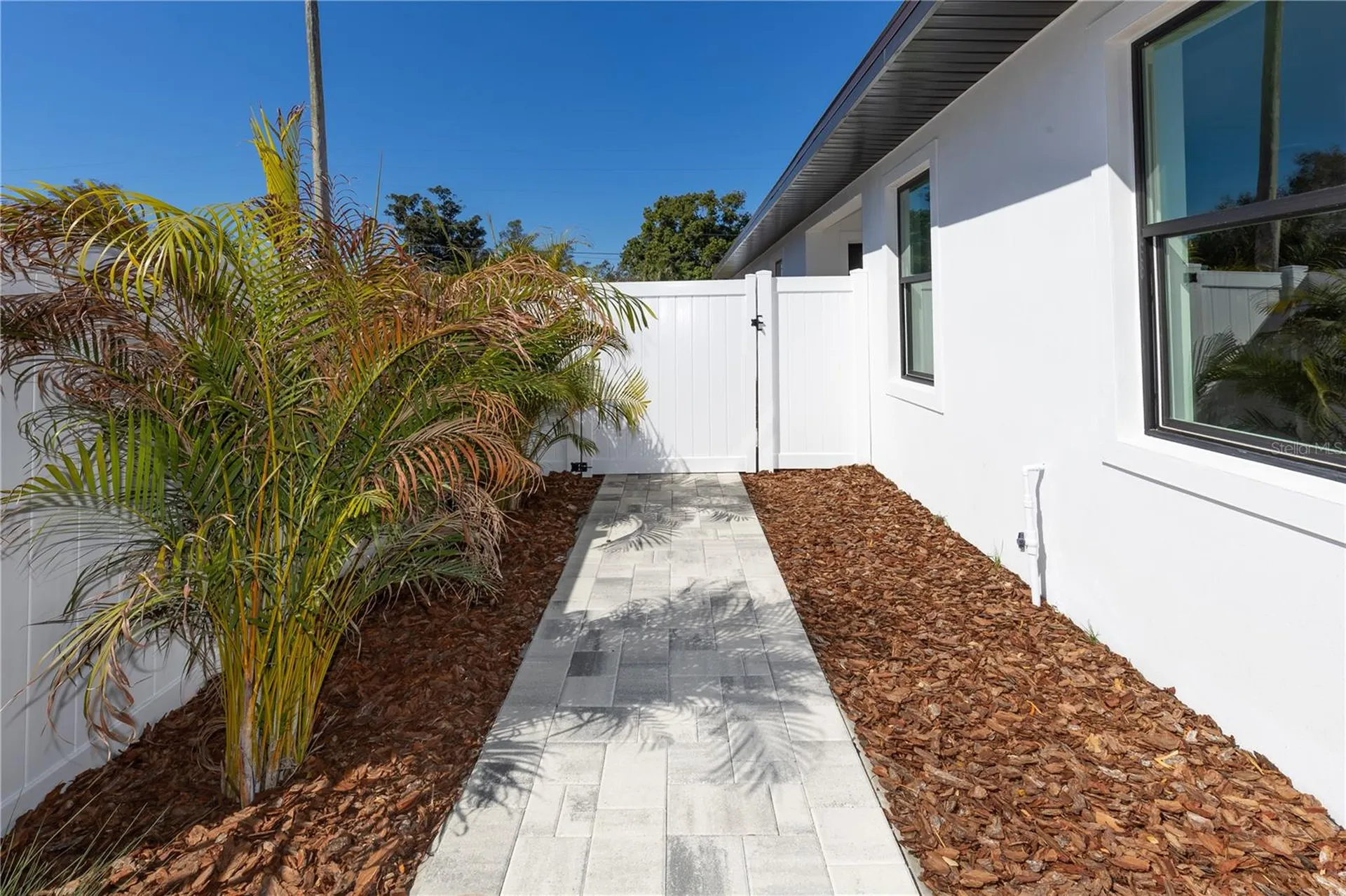 1834/1836 19th Street S St Petersburg FL 33712