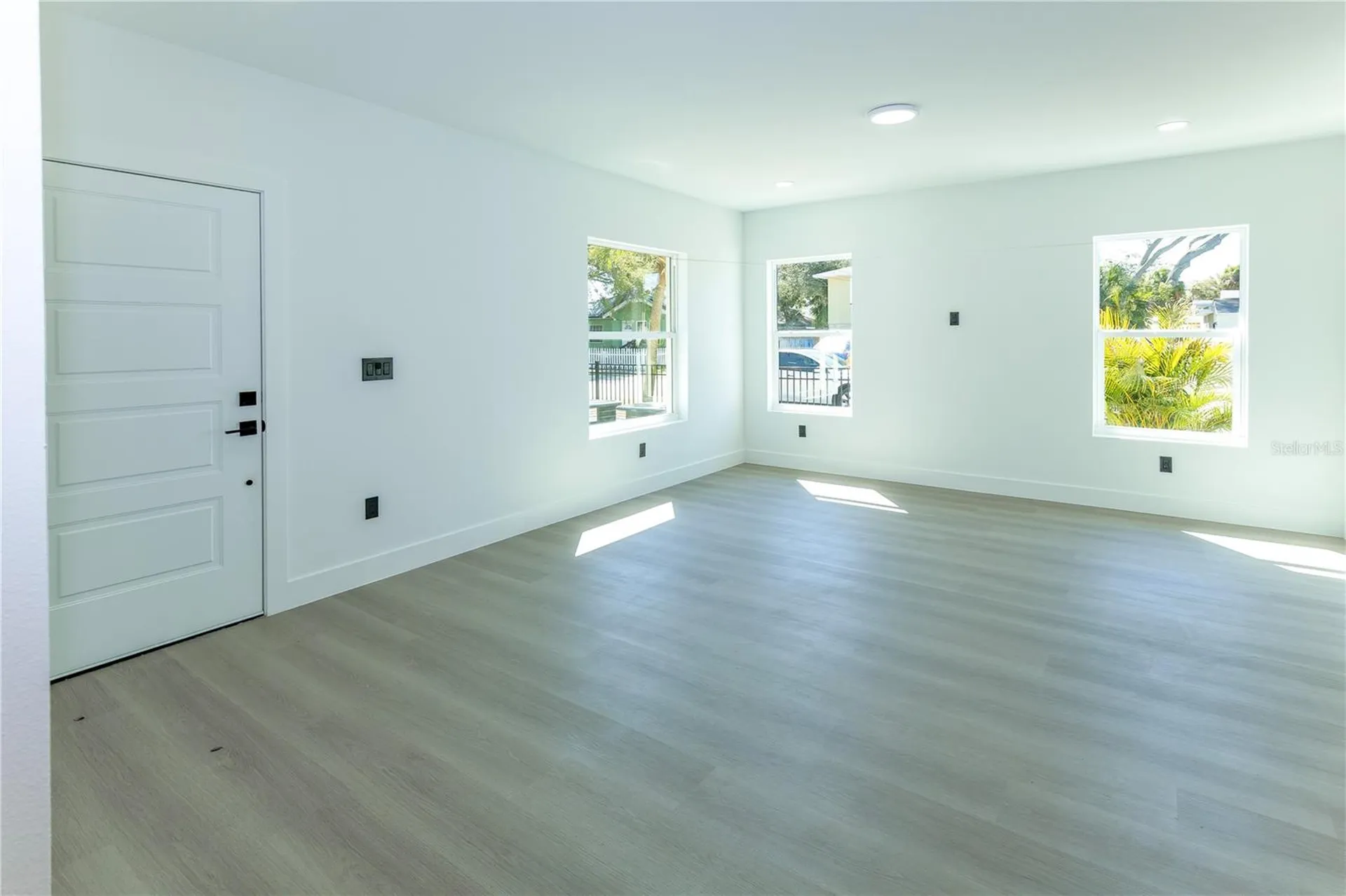 1834/1836 19th Street S St Petersburg FL 33712