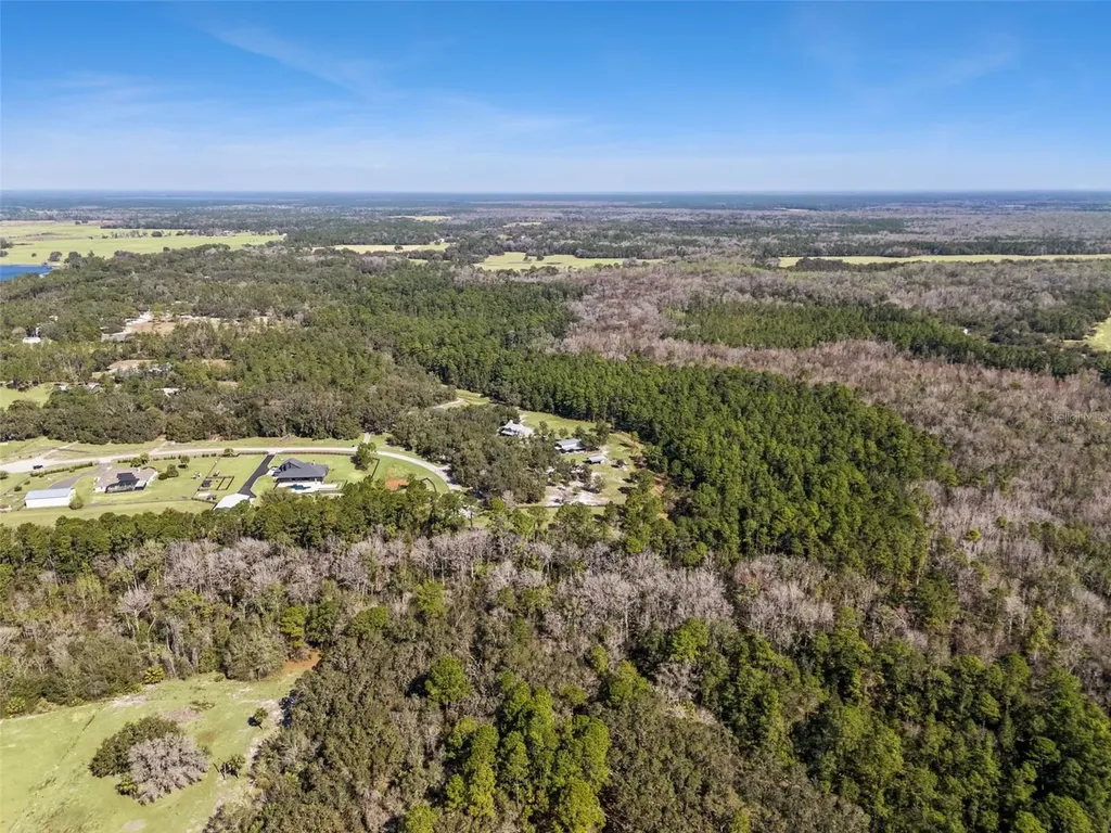 22271 Deer Park Avenue Eustis FL 32736