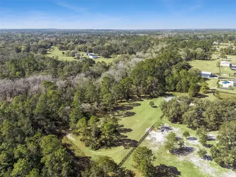 22271 Deer Park Avenue Eustis FL 32736