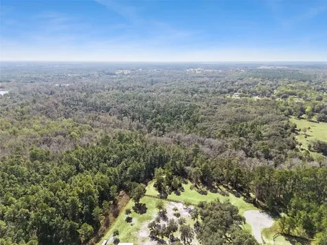 22271 Deer Park Avenue Eustis FL 32736