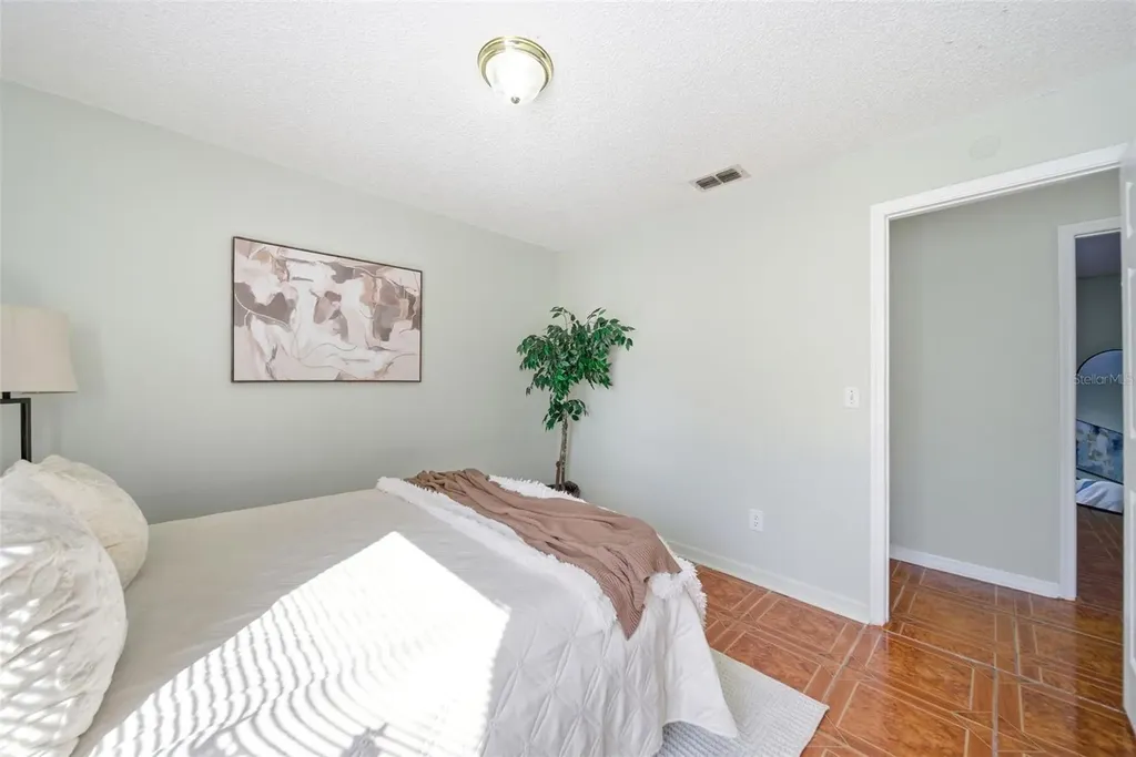 6336 Ruthie Drive Orlando FL 32818