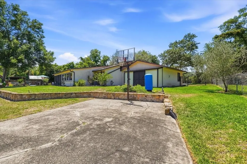 64 Pine Forest Drive Haines City FL 33844