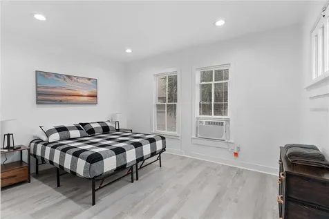 412 E Harwood Street Orlando FL 32803