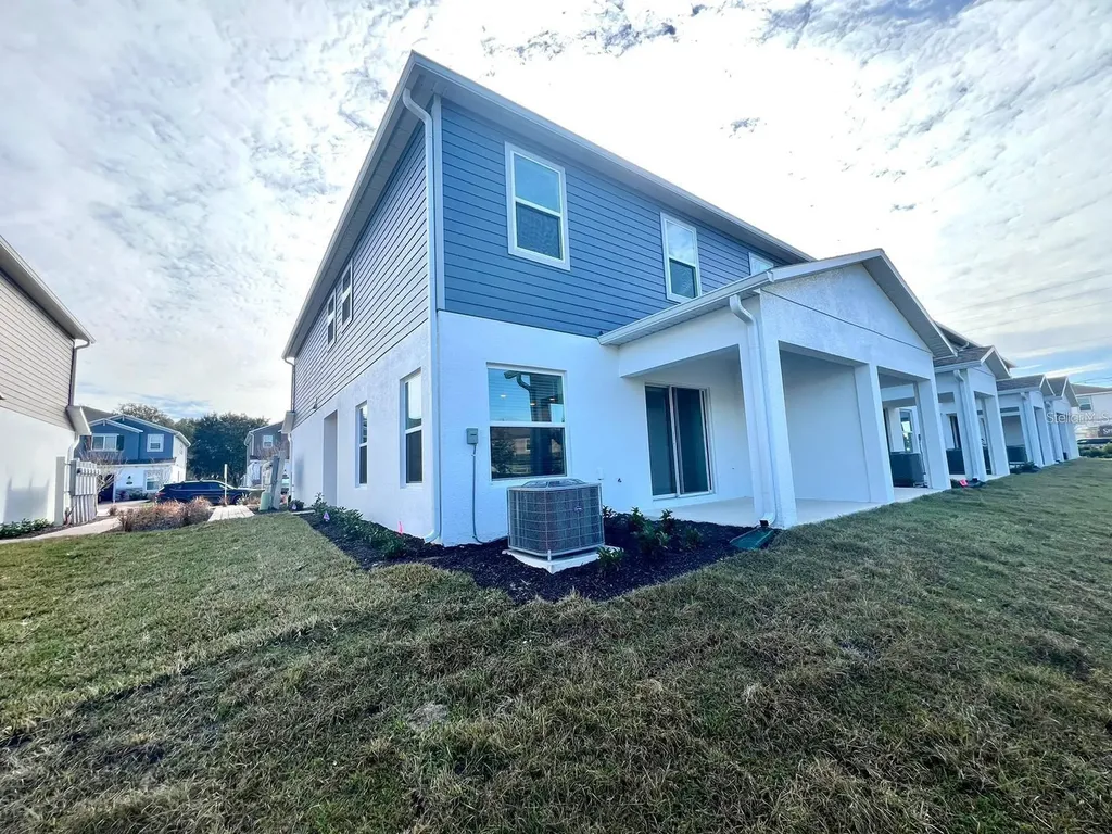 2778 Narcoossee Commons Way St Cloud FL 34771