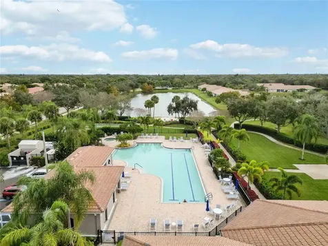 4040 Cascade Falls Drive Sarasota FL 34243