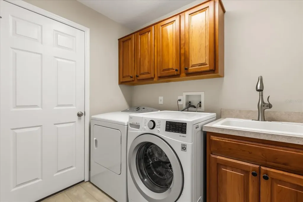 106 Winghurst Boulevard Orlando FL 32828