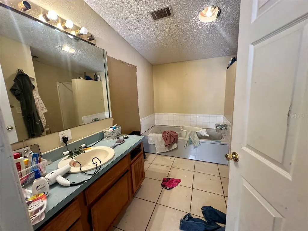 7536 Moffitt Road Land O Lakes FL 34638