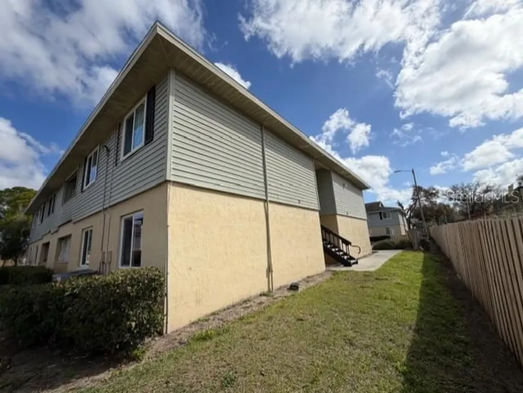 616 Golden Raintree Place Brandon FL 33510