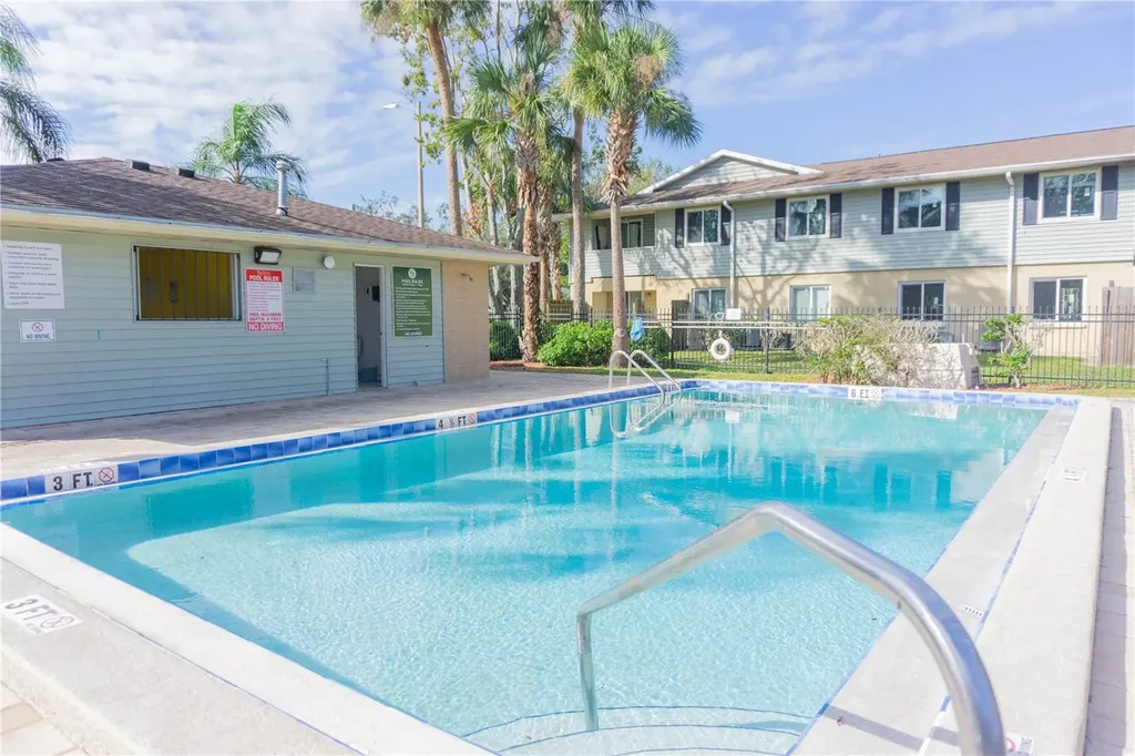 616 Golden Raintree Place Brandon FL 33510