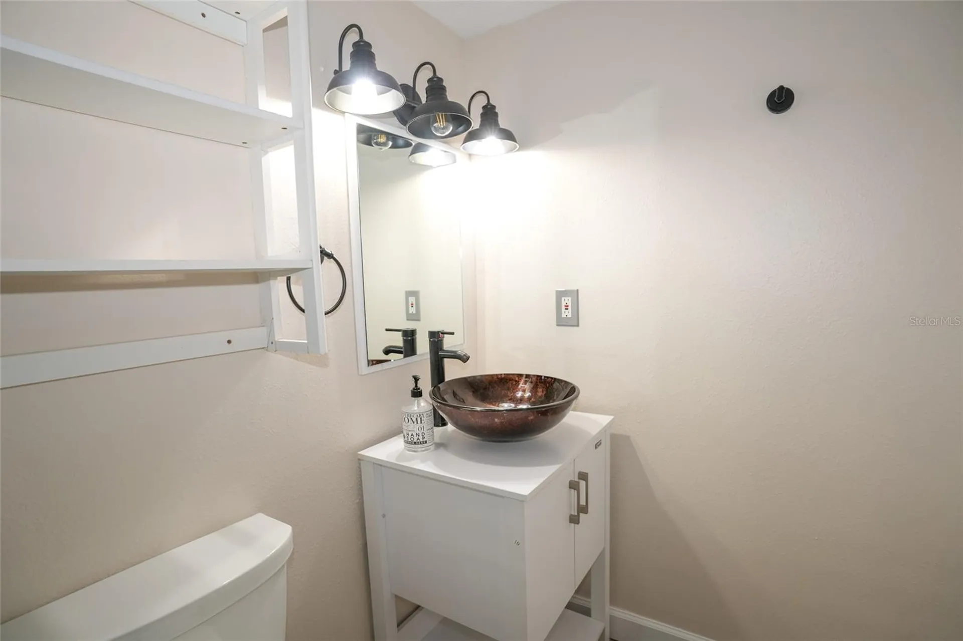 3502 Lake Bayshore Drive Bradenton FL 34205