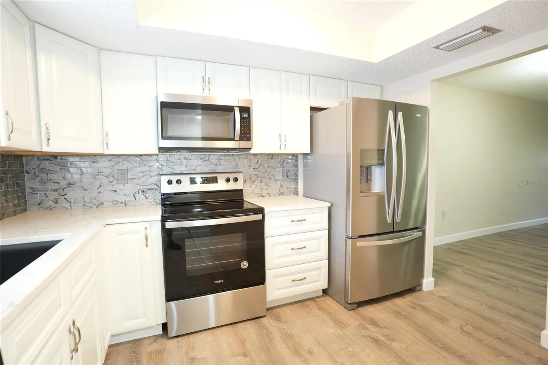 3502 Lake Bayshore Drive Bradenton FL 34205