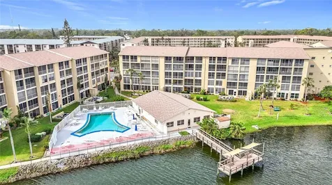 3502 Lake Bayshore Drive Bradenton FL 34205
