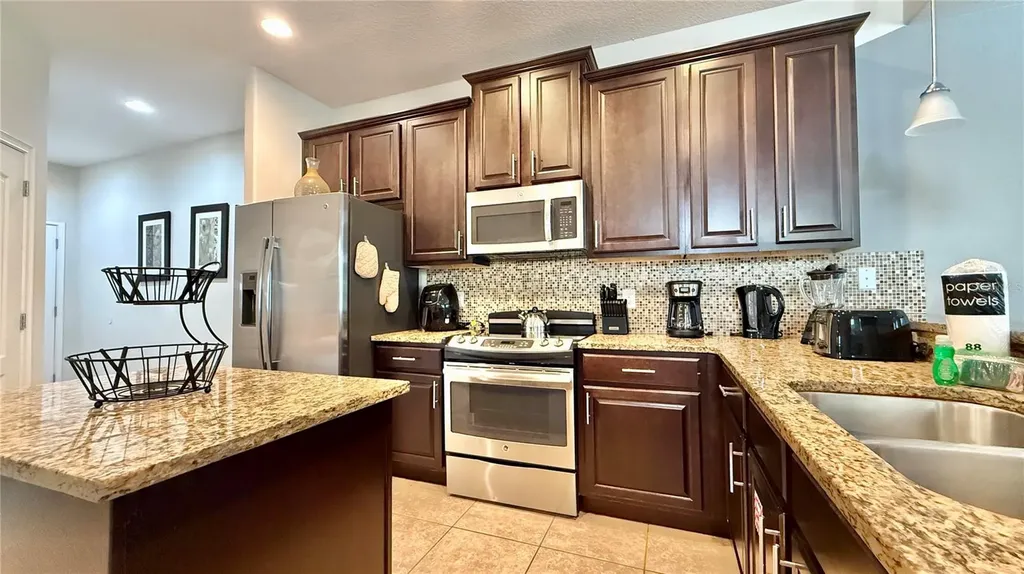 8209 Roseville Road Davenport FL 33896