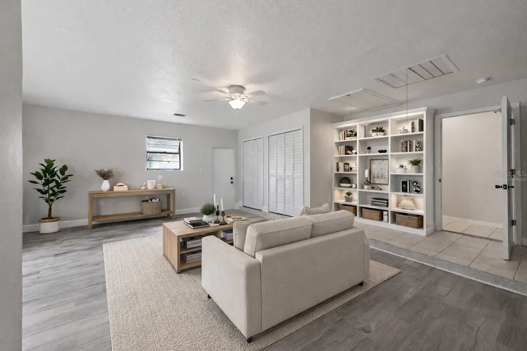 6246 Silver Glen Court Orlando FL 32819