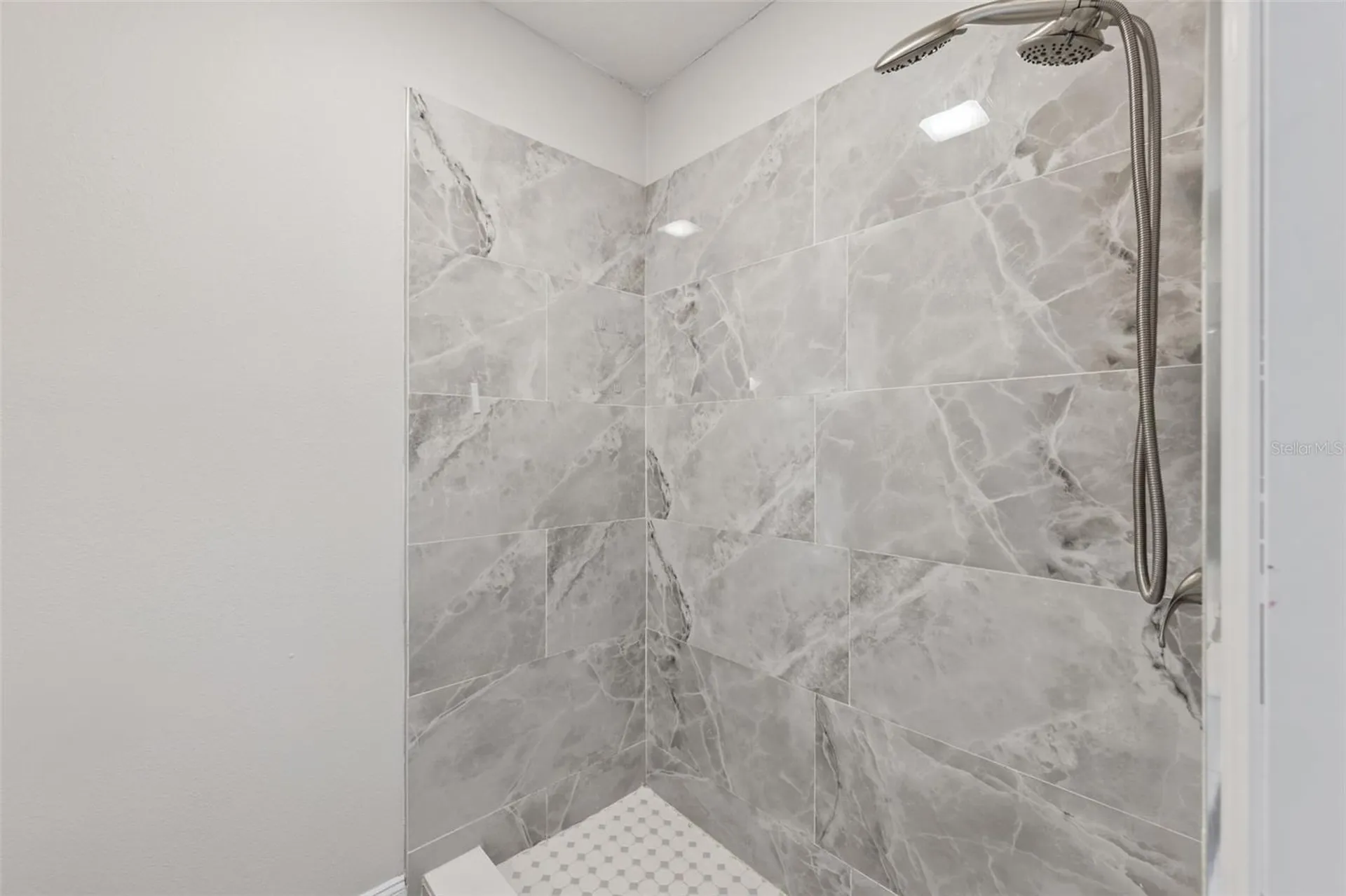 6246 Silver Glen Court Orlando FL 32819