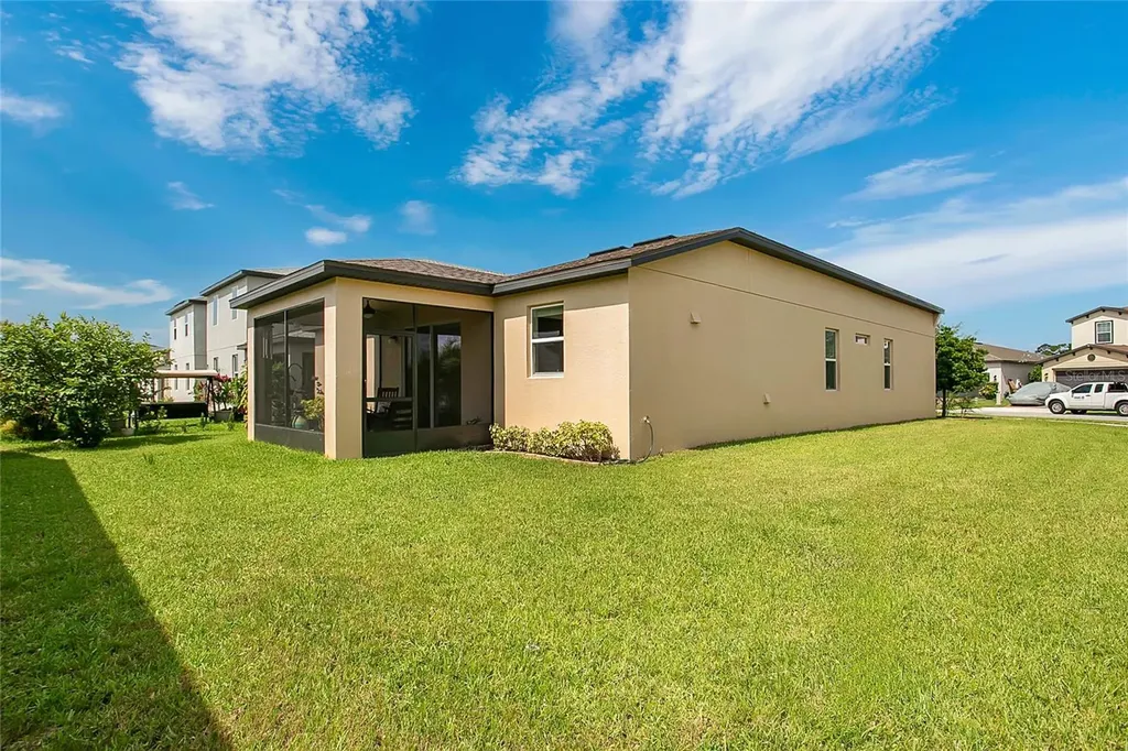 2009 Napoli Drive St Cloud FL 34771