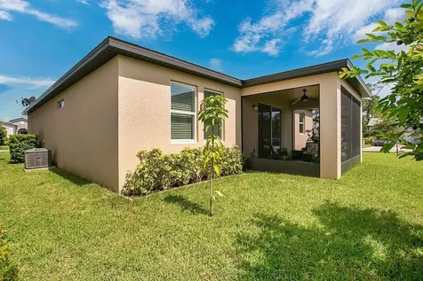 2009 Napoli Drive St Cloud FL 34771