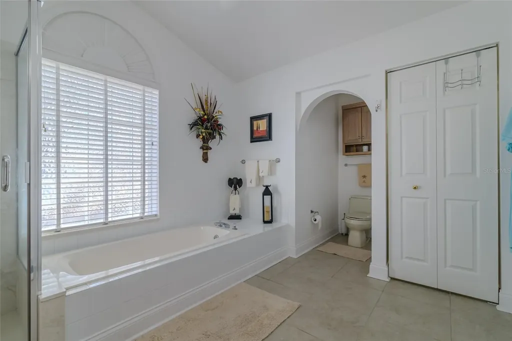 1956 NW 50th Circle Ocala FL 34482