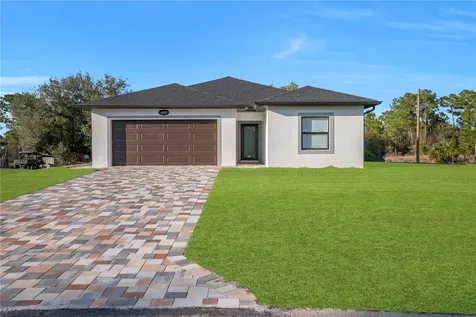 4007 E 19th Street Lehigh Acres FL 33972