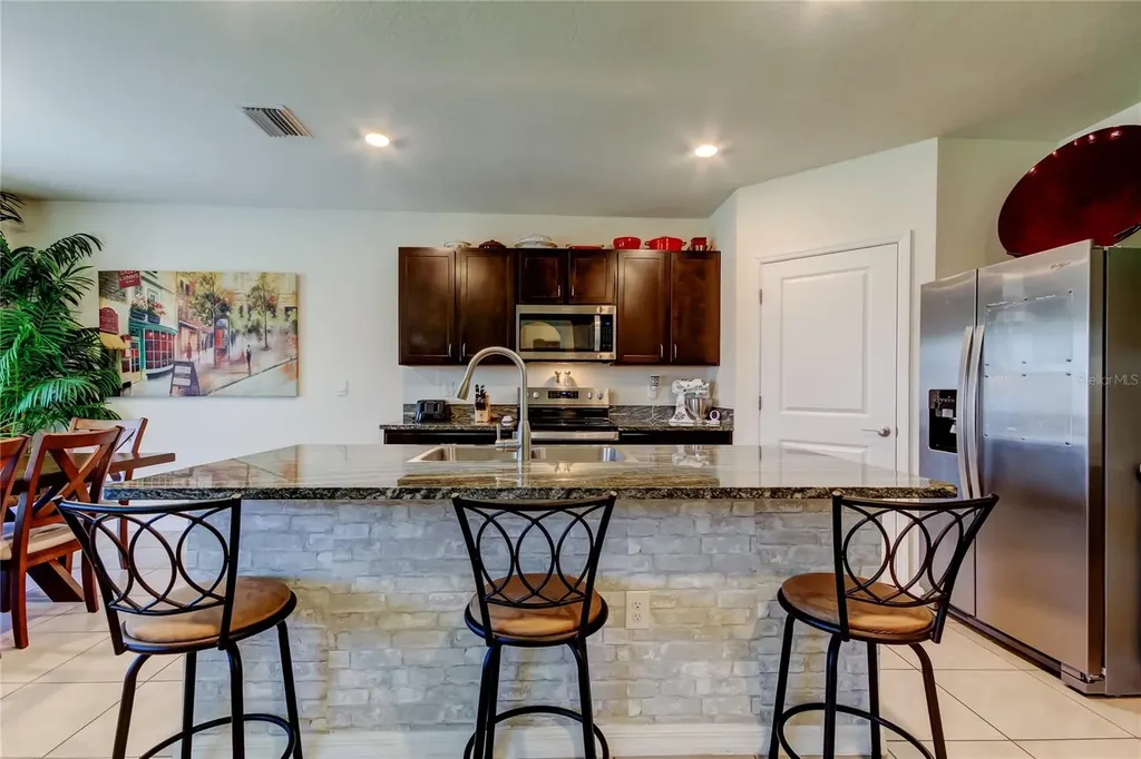 2933 Maiden Grass Isle Wesley Chapel FL 33543