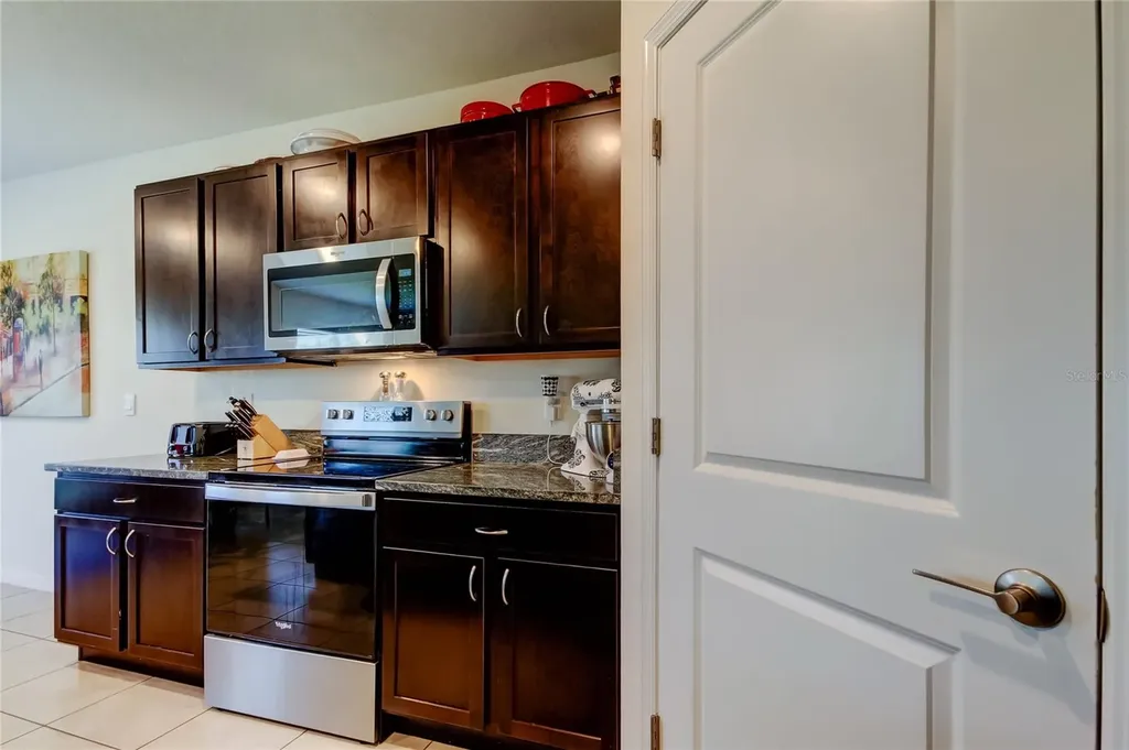 2933 Maiden Grass Isle Wesley Chapel FL 33543