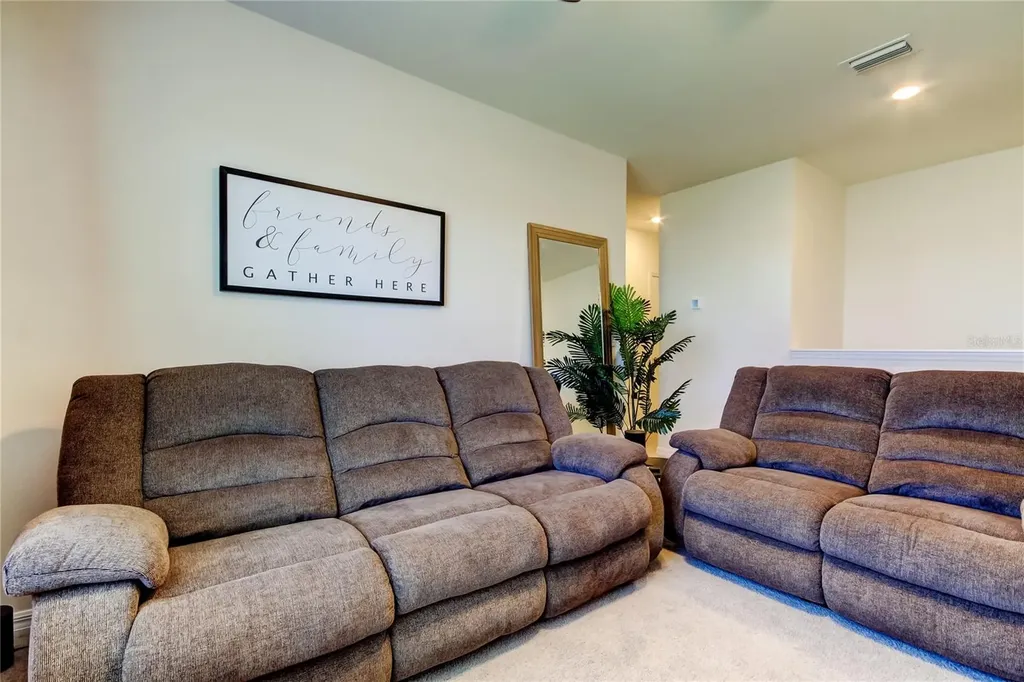 2933 Maiden Grass Isle Wesley Chapel FL 33543
