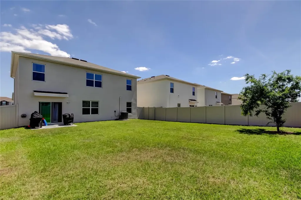 2933 Maiden Grass Isle Wesley Chapel FL 33543