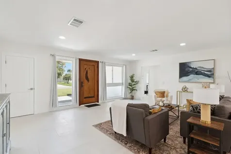 2335 Tropical Shores Drive SE St Petersburg FL 33705