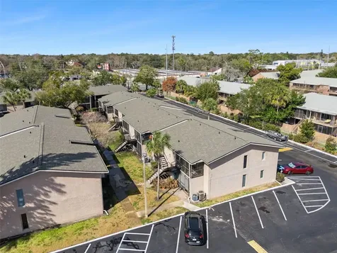 1158 Calle Del Norte Casselberry FL 32707