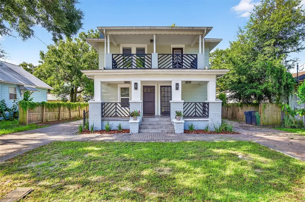 809 E Baker Street Tampa FL 33603