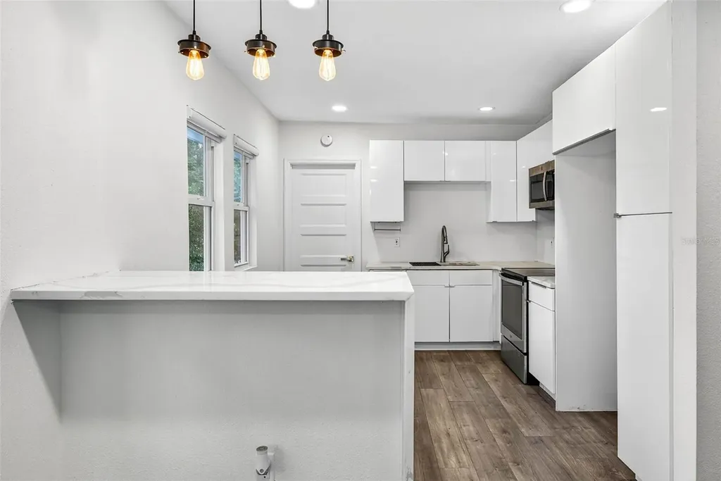 809 E Baker Street Tampa FL 33603