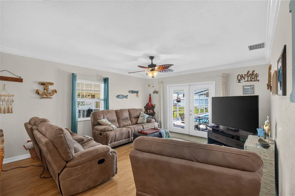 148 N Lake Reedy Boulevard Frostproof FL 33843