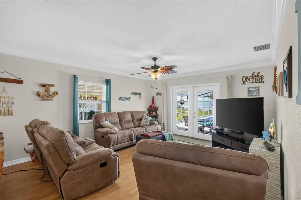 148 N Lake Reedy Boulevard Frostproof FL 33843