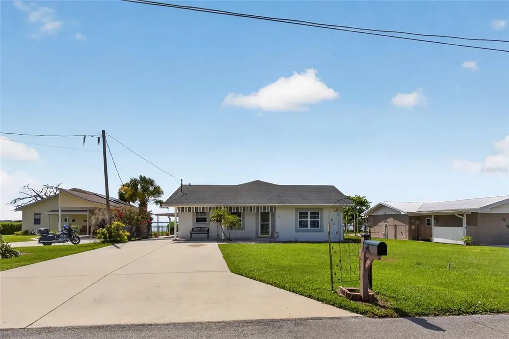 148 N Lake Reedy Boulevard Frostproof FL 33843