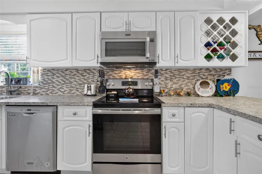 148 N Lake Reedy Boulevard Frostproof FL 33843