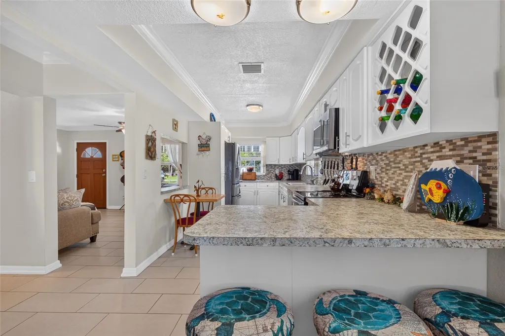 148 N Lake Reedy Boulevard Frostproof FL 33843