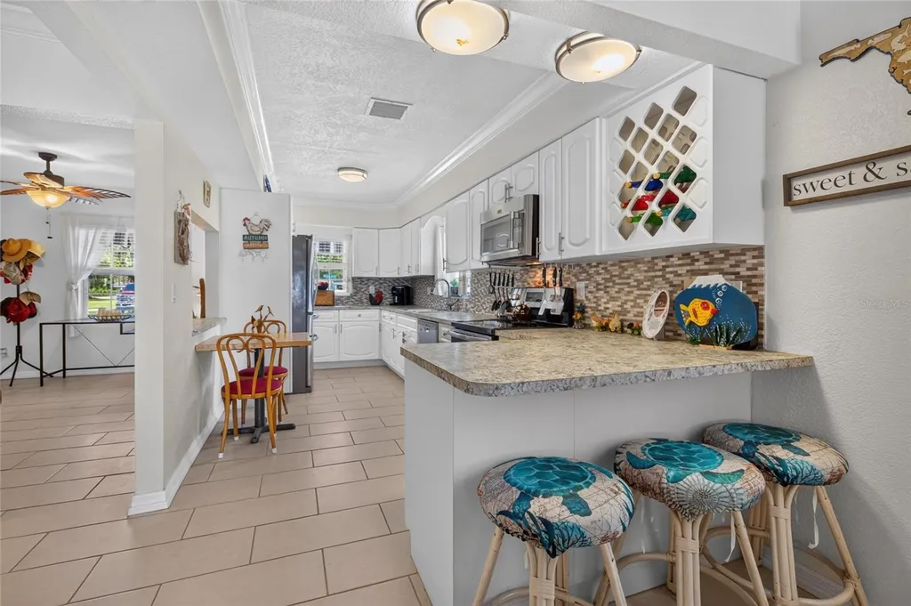 148 N Lake Reedy Boulevard Frostproof FL 33843